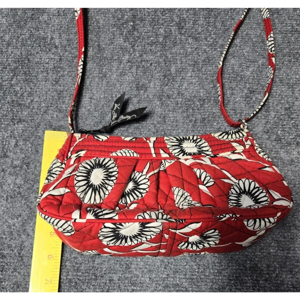 Vera Bradley Deco Daisy Crossbody Purse Purse Floral Handbag Quilted Red White - Picture 6 of 8